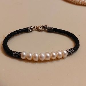 Unisex 925 Silver, cultured pearls and leather bracelet